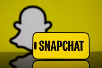 Don’t Want to Pay to Store Snapchat Memories? Download Them for Free