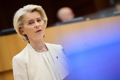 US peace plan throws reparations loan into disarray