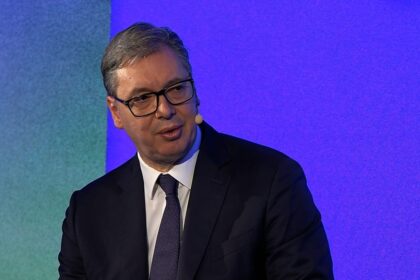 Vučić: Serbia open to resuming ammunition sales after export stop