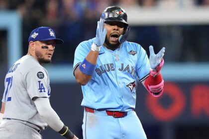 Blue Jays star channels Canadian sports hero ahead of World Series Game 7