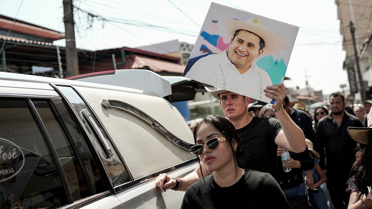 Mexican mayor who took hard line against drug gangs shot and killed at Day of the Dead event