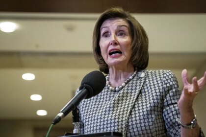 Pelosi spokesman sidesteps retirement rumors as Dem primary threats wait in wings