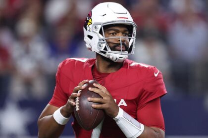 Cardinals snap 5-game skid with road win over struggling Cowboys