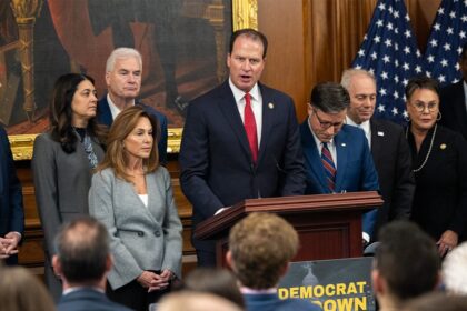 House conservatives back new funding deal to end shutdown, reject ‘wasteful’ Obamacare subsidies