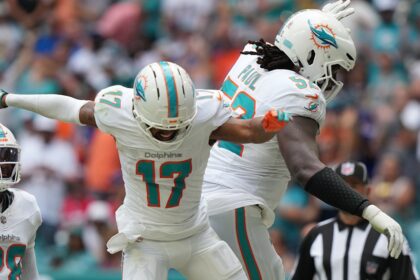 NFL Week 10 scores: Dolphins shock Bills, Matthew Stafford leads Rams to win