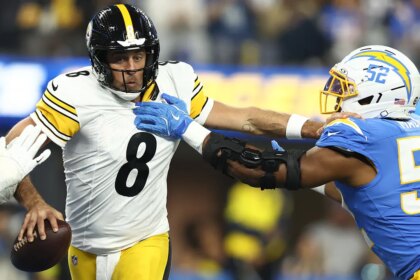Steelers’ Aaron Rodgers laments tough outing in loss to Chargers