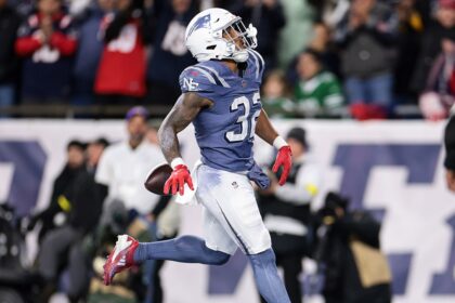 Patriots handle AFC East rival Jets at home behind TreVeyon Henderson’s 3-touchdown night