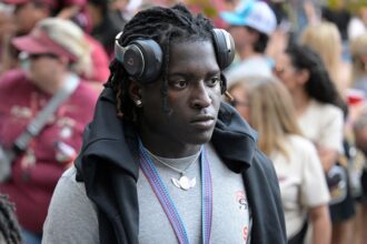 Florida State football’s Ethan Pritchard leaves rehab after shooting, reunites with teammates