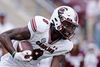 Texas state trooper scolds South Carolina wide receiver after touchdown; department speaks out
