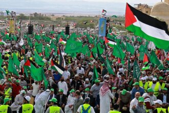 Trump signs executive order targeting certain Muslim Brotherhood chapters as terrorist groups