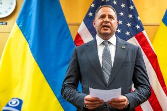 Ukrainian official Yermak resigns as corruption probe encircles Zelenskyy