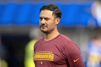 Stanford hires NFL assistant to be head coach