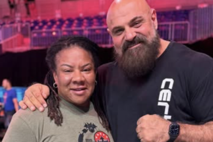 Fox News Sports Huddle Newsletter: ‘World’s Strongest Woman’ talks trans scandal, USA Fencing seeks trust