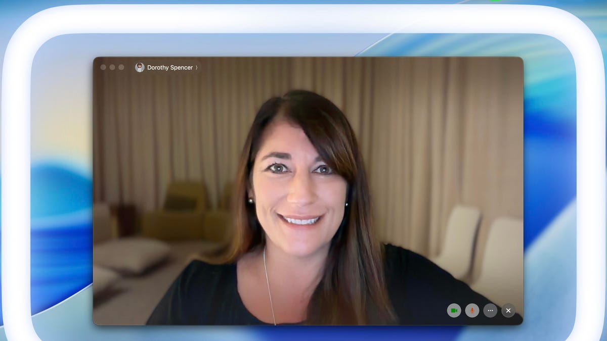 Dim Lighting? No Problem! Edge Light Serves as a Virtual Ring Light for Macs