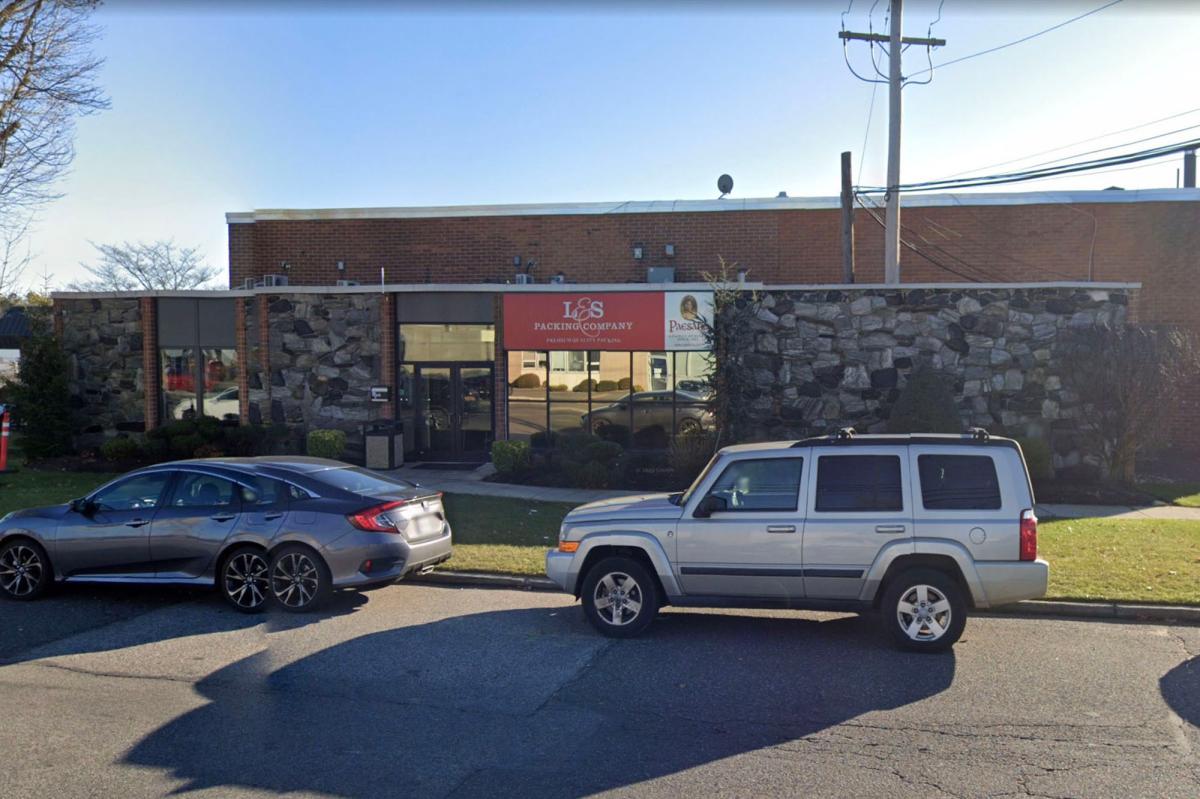 Long Island factory worker loses fingers in freak accident with food-dicing machine