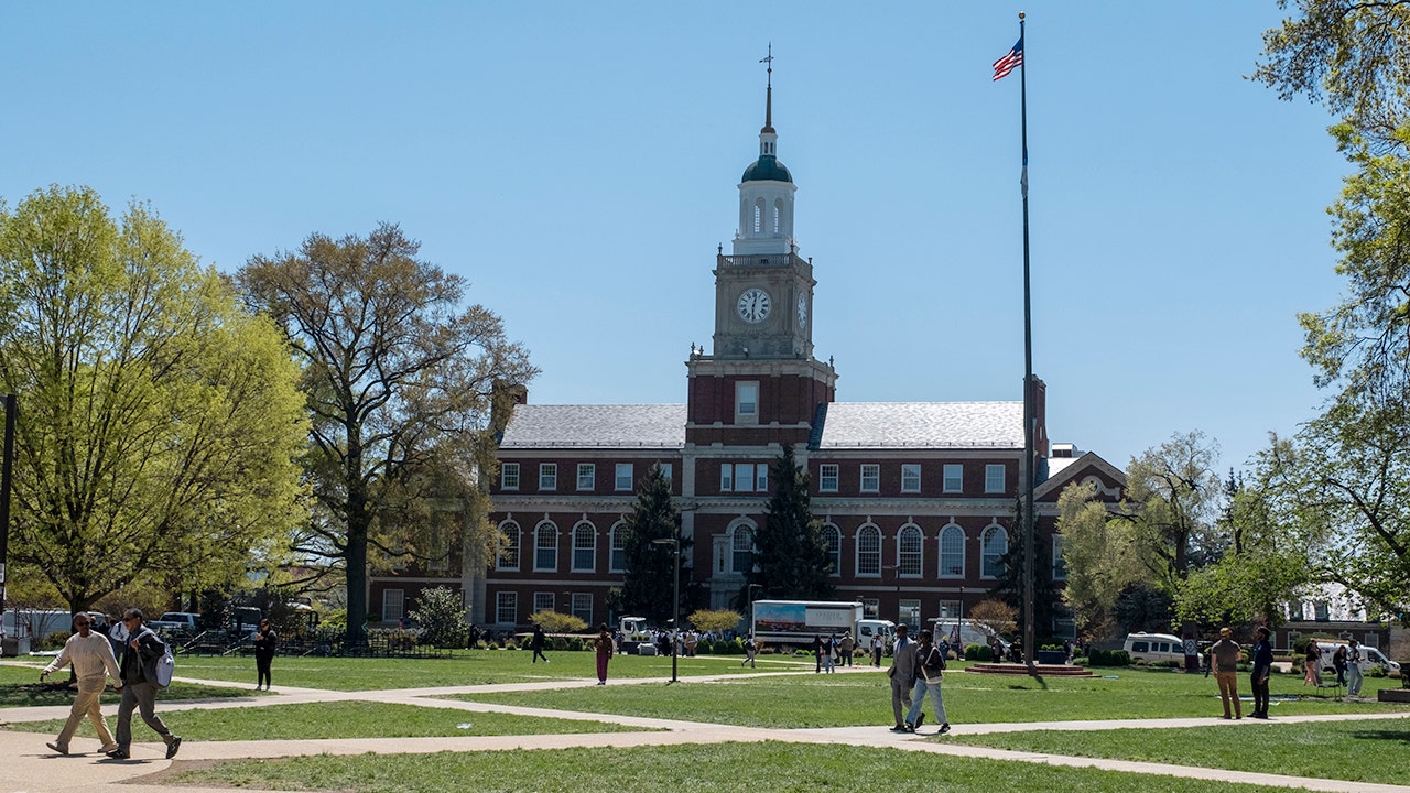 Teen suspect in custody after Howard University homecoming shooting leaves 5 wounded: police
