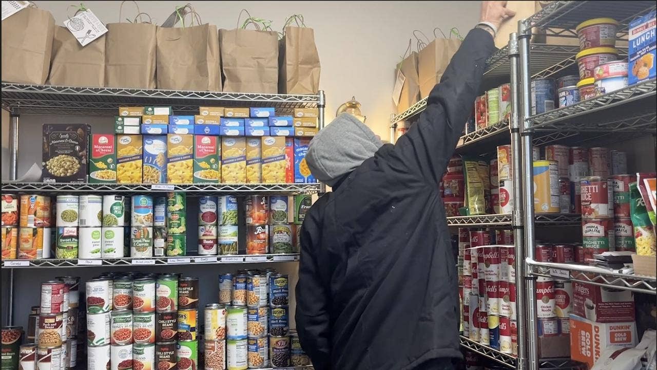 ‘It’s scary’: SNAP recipients brace for fallout as benefits vanish during shutdown