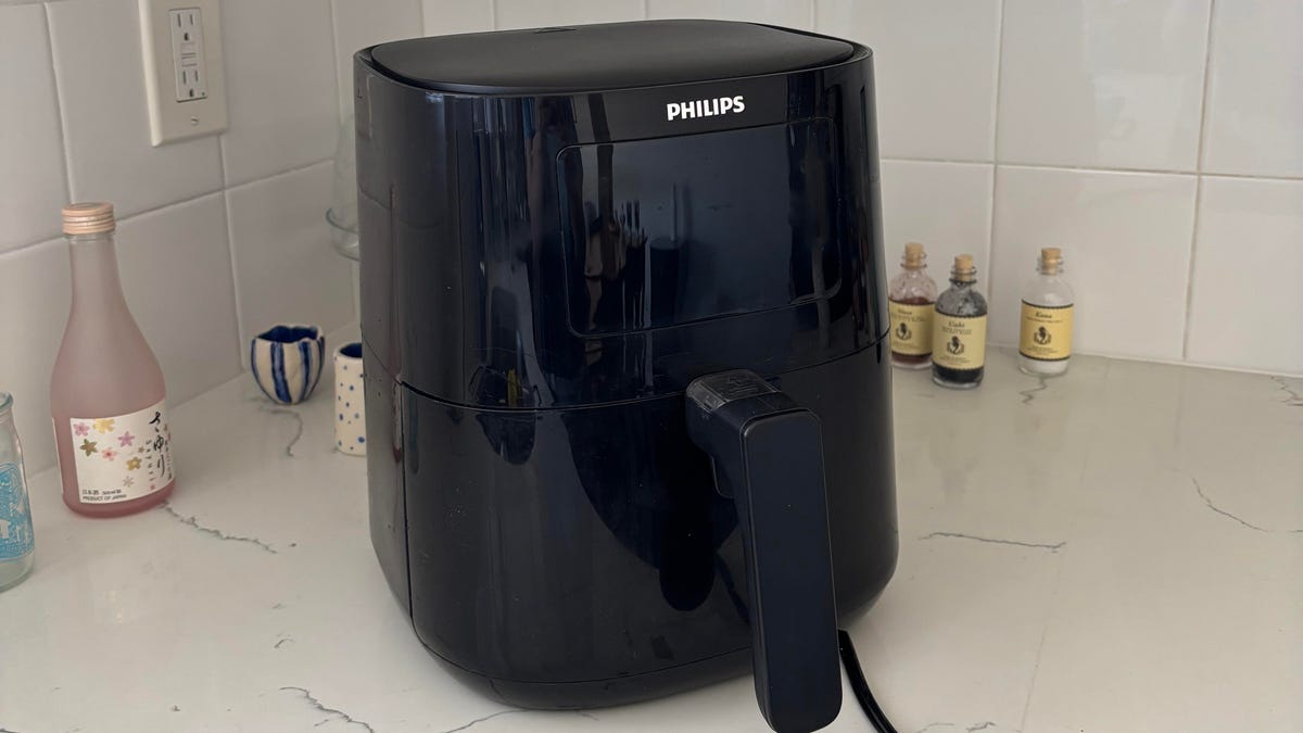 Am I Eating Plastic? 4 Kitchen Items That May Be Filling My Food With Microplastics