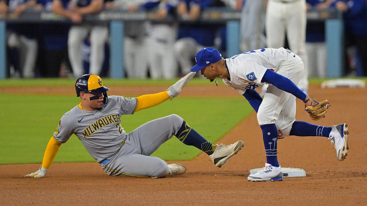 William Contreras slides into second
