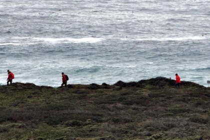 Father dies trying to save 7-year-old daughter after giant wave sweeps her out to sea at California beach