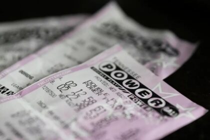 Powerball jackpot swells to a colossal 0M after no winners crowned Saturday
