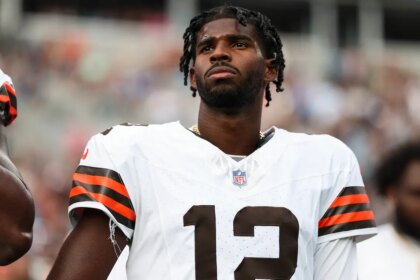 Browns’ Shedeur Sanders defends Kevin Stefanski against ‘sabotage’ claims from supporters