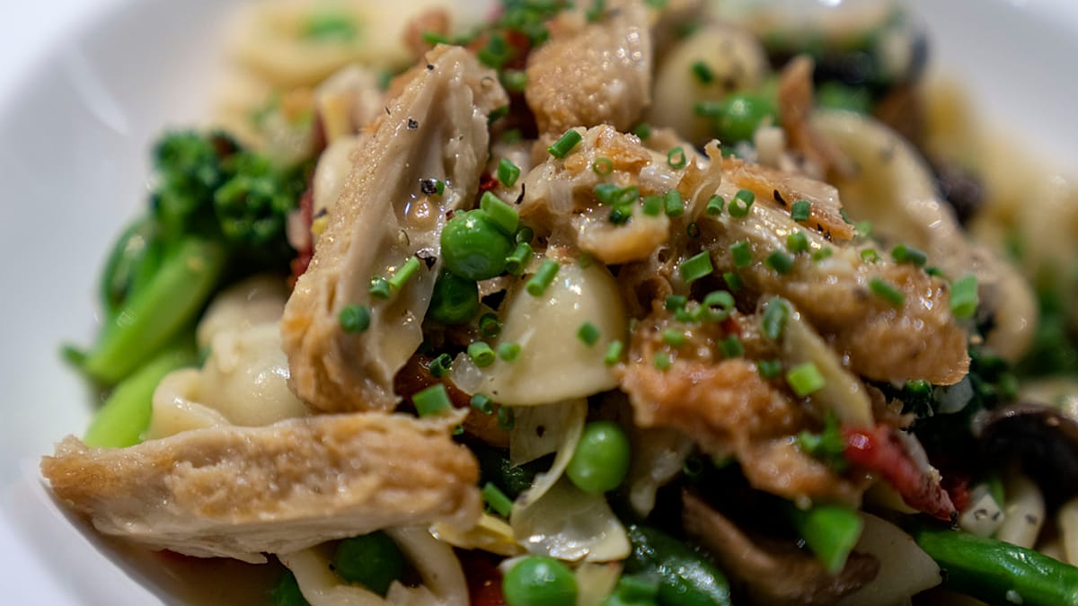 Viral posts mislead on Italy’s ‘lab-grown meat’ ban