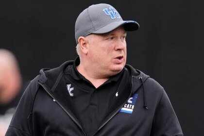 Kentucky fires head football coach Mark Stoops after he made bold statement: reports