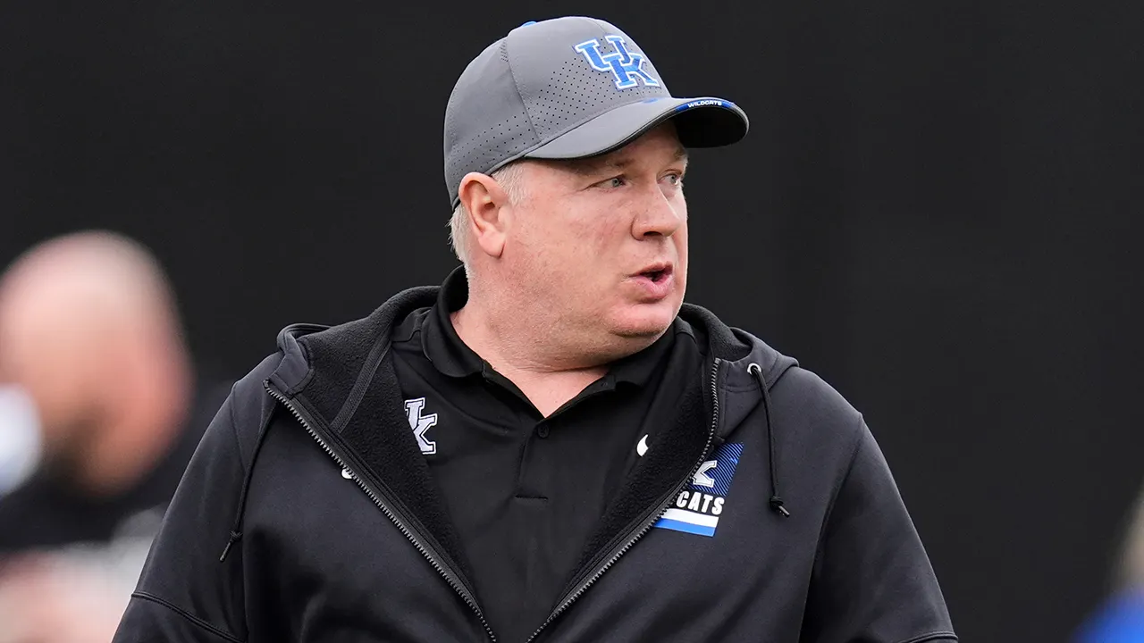 Kentucky fires head football coach Mark Stoops after he made bold statement: reports