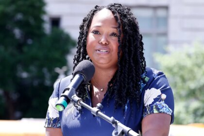 DSA-linked DC councilmember mounts mayoral bid to succeed Bowser