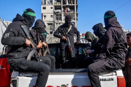 Gaza militia leader forms rival force against Hamas, warns terrorists are regrouping amid ceasefire