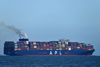 Russian spies infiltrate UK on cargo ships to scout military sites, find weaknesses