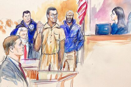 DC pipe bomb suspect makes first court appearance; family yells support