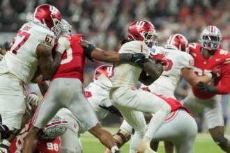 Indiana wins first outright Big 10 football title since 1945 after Ohio State flubs short field goal try