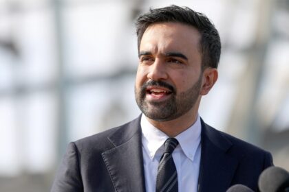 NYC mayor-elect tells residents how to resist ICE agents knocking at their door in new video