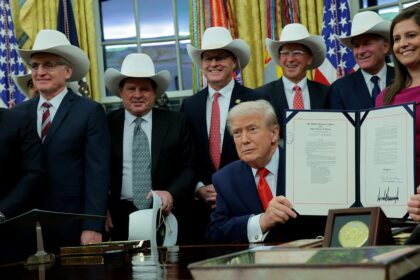 Trump honors ‘Miracle on Ice’ team; Mike Eruzione, Jim Craig praise president in return