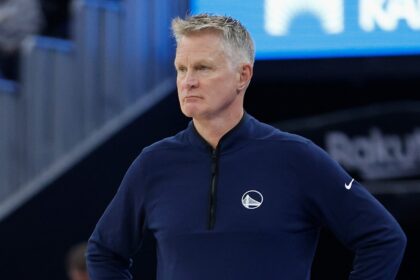 Steve Kerr downplays Warriors owner’s email exchange that hinted at coaching mistakes: ‘Not a big deal’