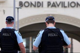 Australian authorities release 7 men detained over possible violent plot in wake of Bondi Beach shooting