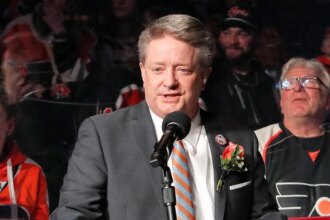NHL announcer suspended after hot mic catches inappropriate comment