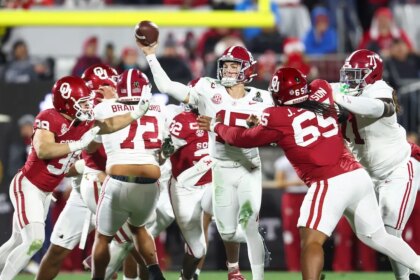 Alabama pulls off comeback win over Oklahoma in College Football Playoff first round