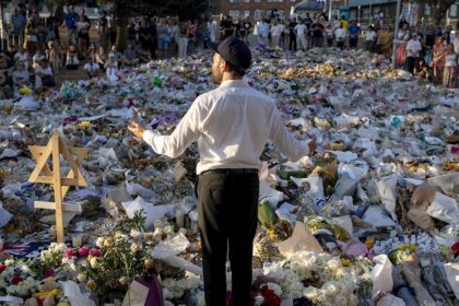 Australian state weighs ban on ‘globalize the intifada’ chants, masked protesters in wake of Hanukkah attack