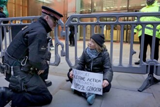 Greta Thunberg arrested supporting Palestinian prisoners on hunger strike during London protest