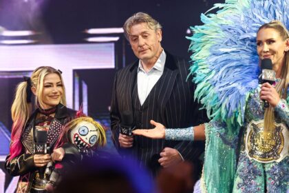 Pro wrestling legend offers stark warning to competitors about landing on their heads