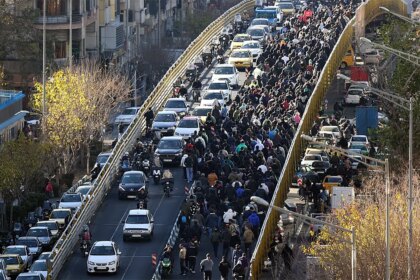 Iranian protesters clash with security forces as tear gas fills Tehran streets amid nationwide unrest