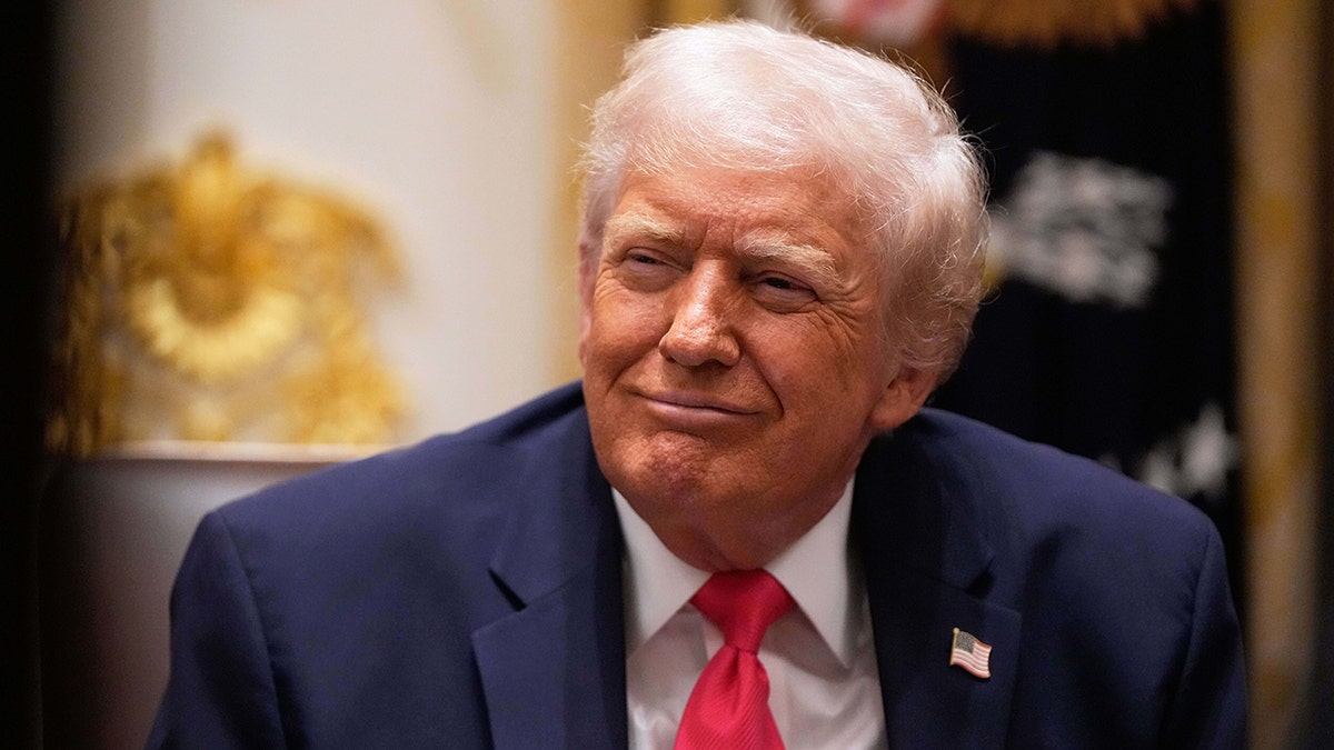 President Trump at a cabinet meeeting