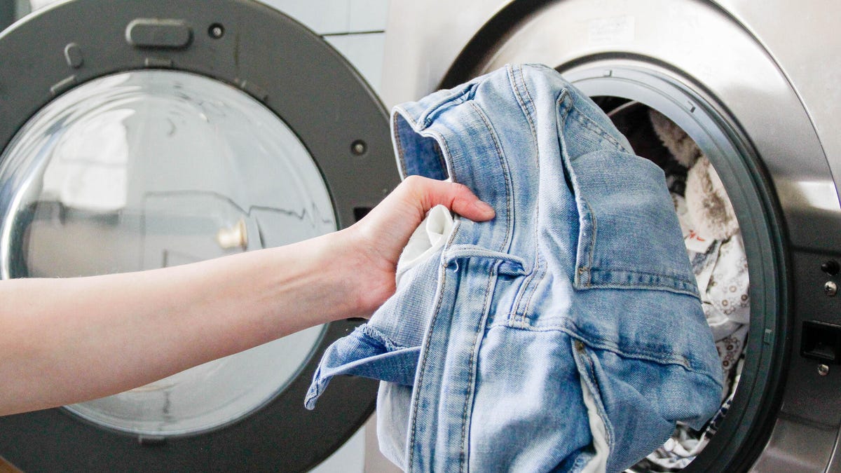 An Expert Explains 6 Common Laundry Mistakes That Are Killing Your Favorite Garments