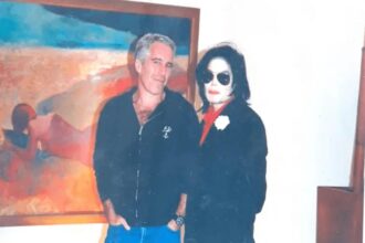 Jeffrey Epstein pictured with pop legend and alleged pedophile Michael Jackson in DOJ’s latest document release