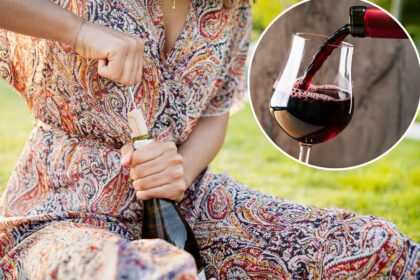 How to know when opened wine has gone bad