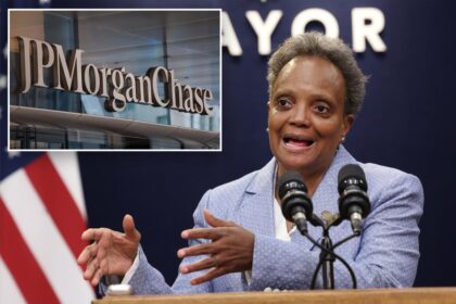 Ex-Chicago Mayor Lori Lightfoot sued by bank over K in unpaid credit card bills — despite hefty salary