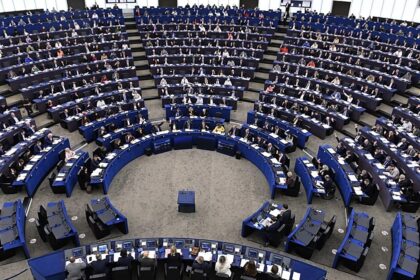 EU Parliament questions defence loan’s ‘€17 billion gift’ to Hungary